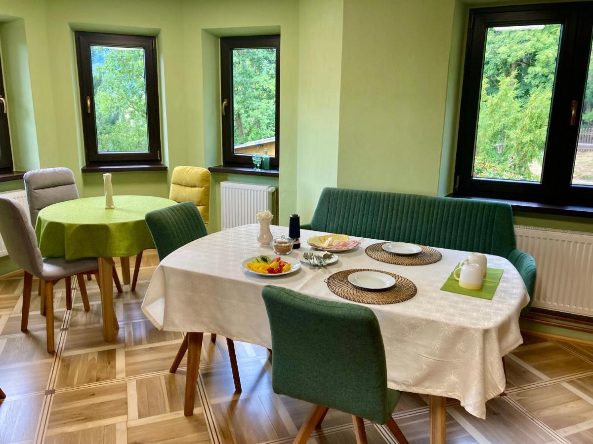 Apartmany Na Vysluni Ceske Svycarsko Jiretin pod Jedlovou Exterior photo